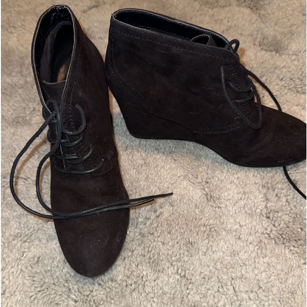 black booties
